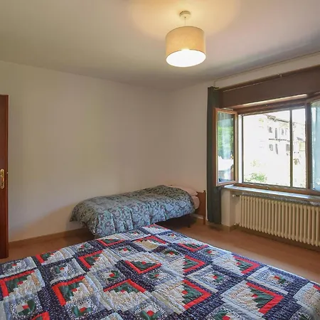 Awesome In Rocca With Wifi Apartment